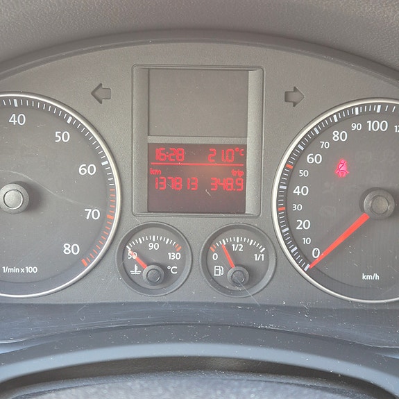 Volkswagen Golf V 9 of 11