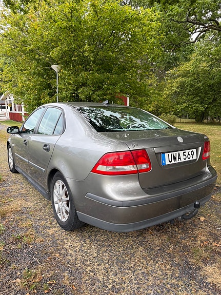 Saab 9-3 4 of 5