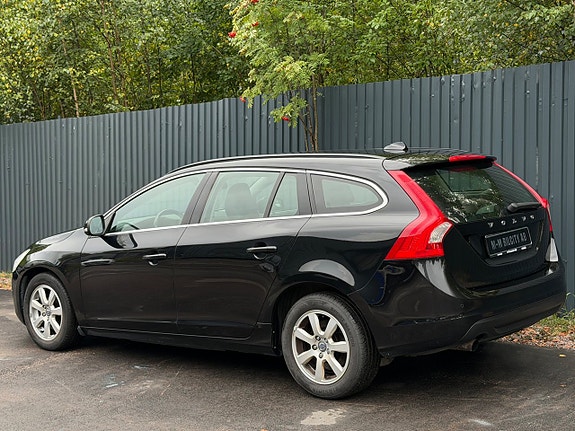 Volvo V60 5 of 13