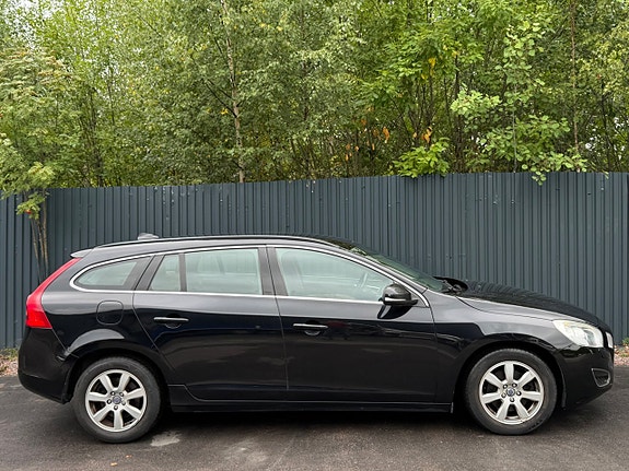 Volvo V60 6 of 13