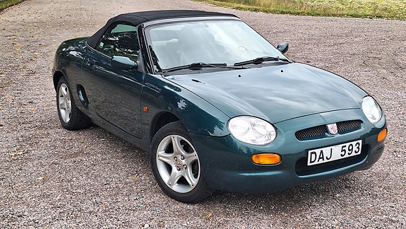 MG F 6 of 12