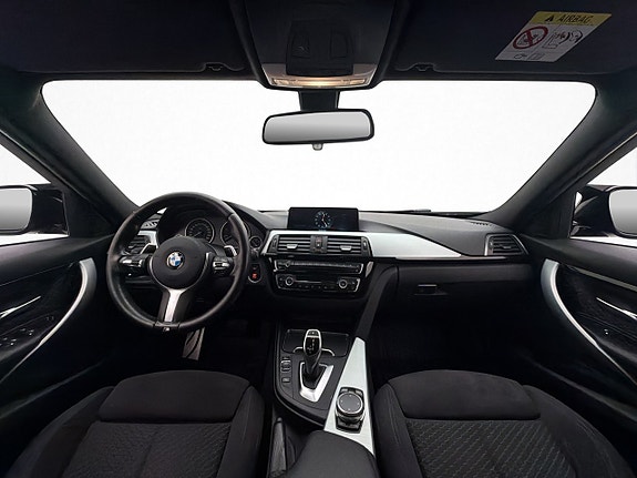 BMW 320d 12 of 30
