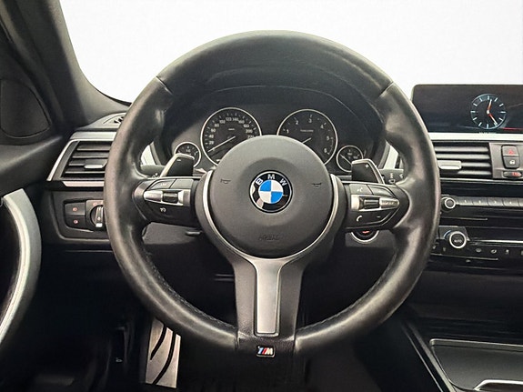 BMW 320d 14 of 30