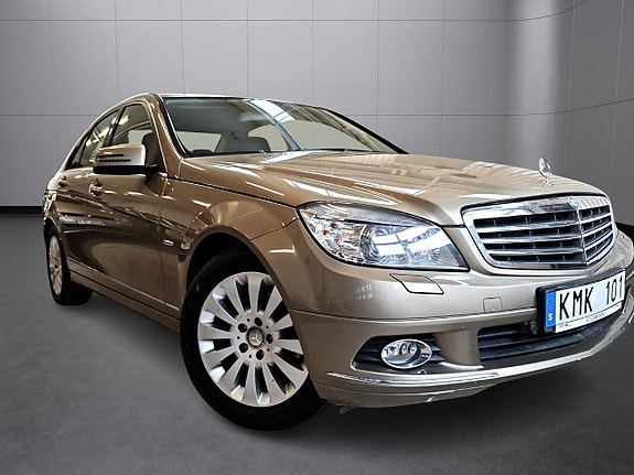 Mercedes-Benz C180 7 of 22