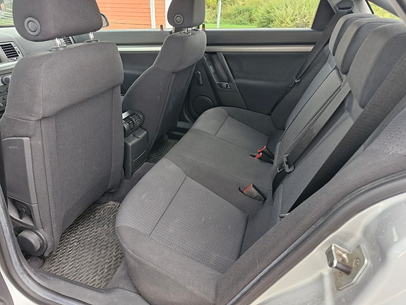 Opel Vectra 7 of 12