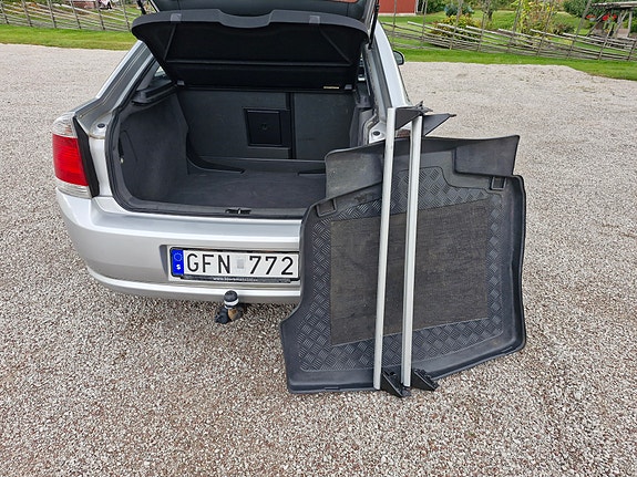 Opel Vectra 9 of 12