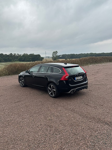 Volvo V60 3 of 8