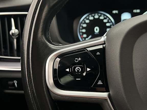 Volvo V60 19 of 30