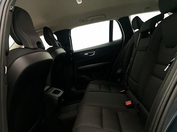 Volvo V60 17 of 30