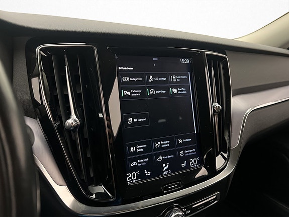 Volvo V60 22 of 30
