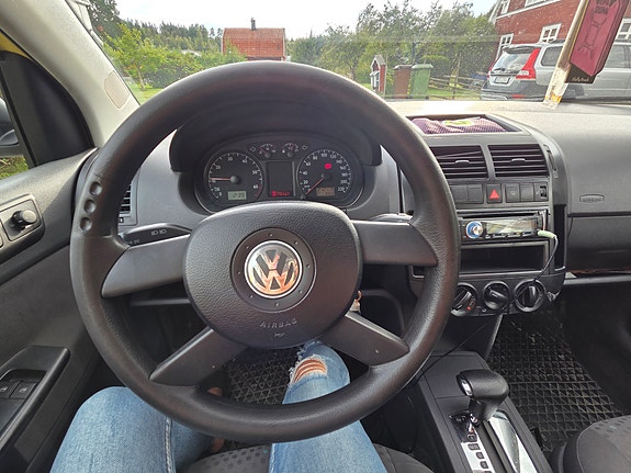 Volkswagen Polo 8 of 8