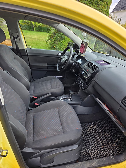 Volkswagen Polo 6 of 8