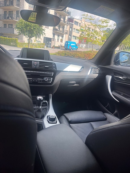 BMW 118i 11 of 14