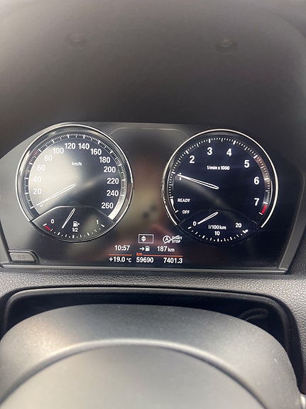 BMW 118i 2 of 14