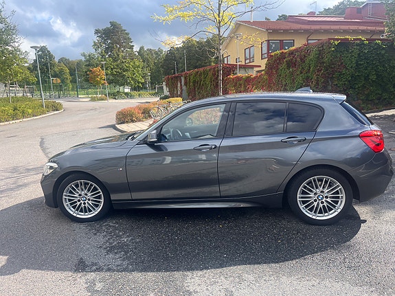 BMW 118i 13 of 14