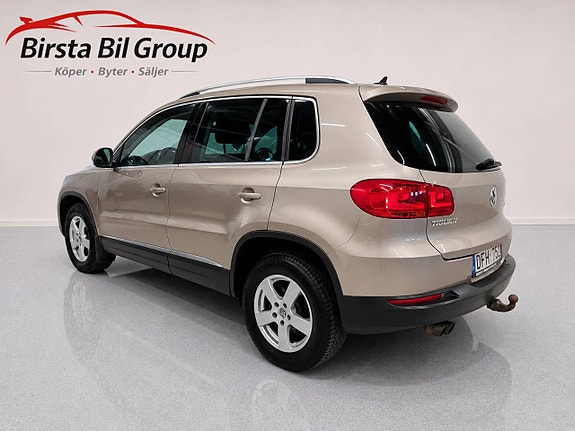 Volkswagen Tiguan 5 of 30