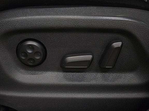 Volkswagen Tiguan 27 of 30