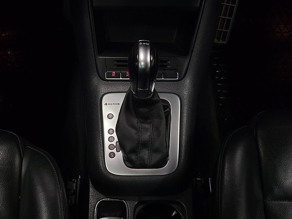Volkswagen Tiguan 23 of 30