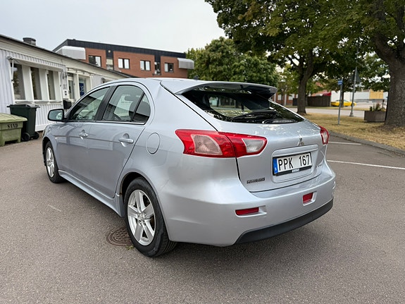 Mitsubishi Lancer 4 of 10