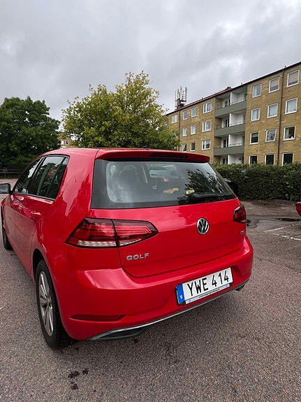 Volkswagen Golf VII 3 of 6