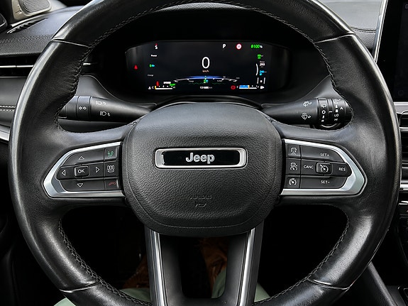 Jeep Compass 4 of 6