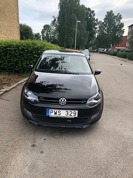 Volkswagen Polo 2 of 3