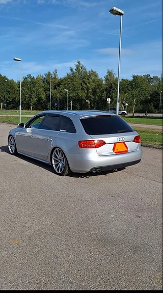 Audi A4 7 of 7