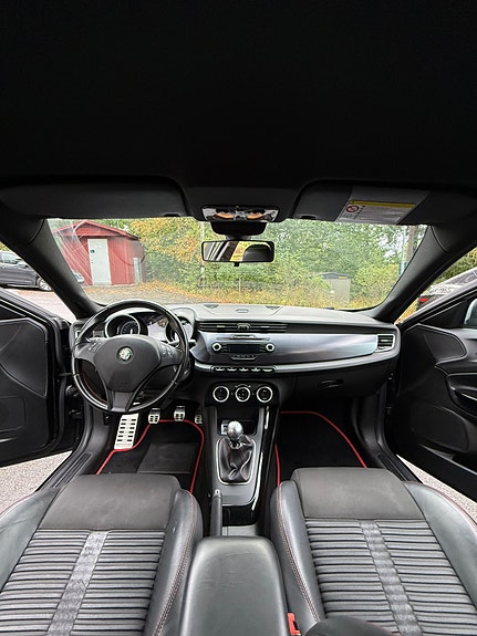 Alfa Romeo Giulietta 6 of 9