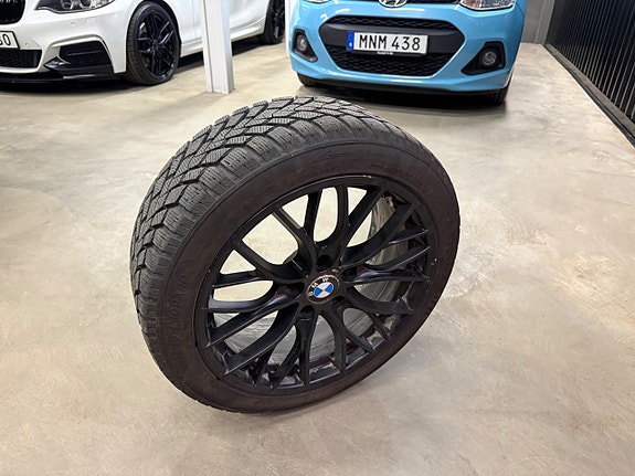 BMW 330i 28 of 28