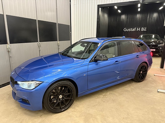 BMW 330i 2 of 28
