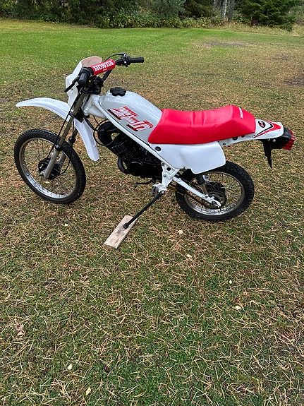 Honda Mt5 2 of 4