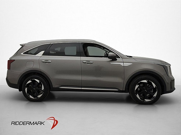 Kia Sorento 4 of 30