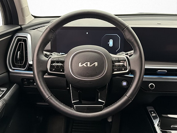 Kia Sorento 13 of 30