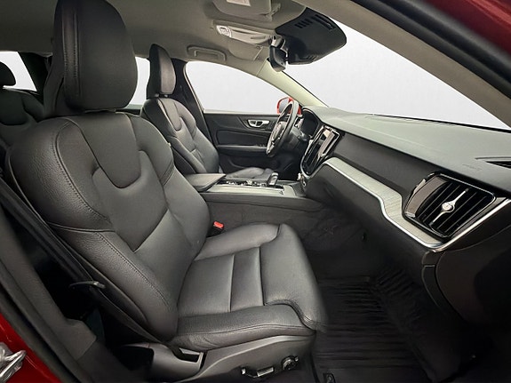 Volvo V60 Cross Country 16 of 30