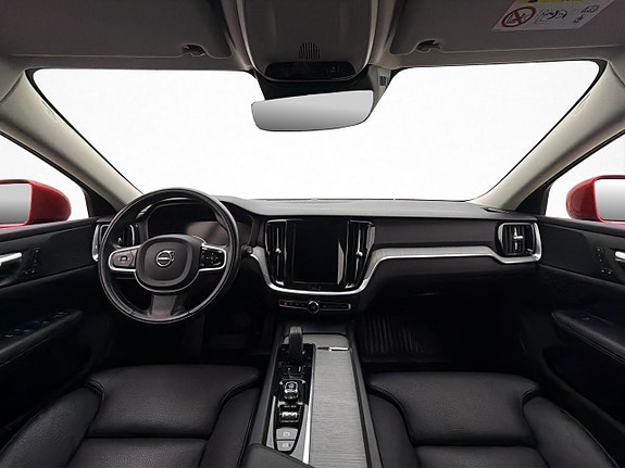 Volvo V60 Cross Country 14 of 30