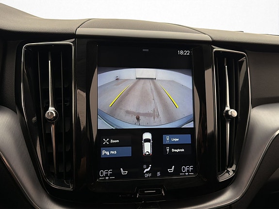 Volvo XC60 23 of 30