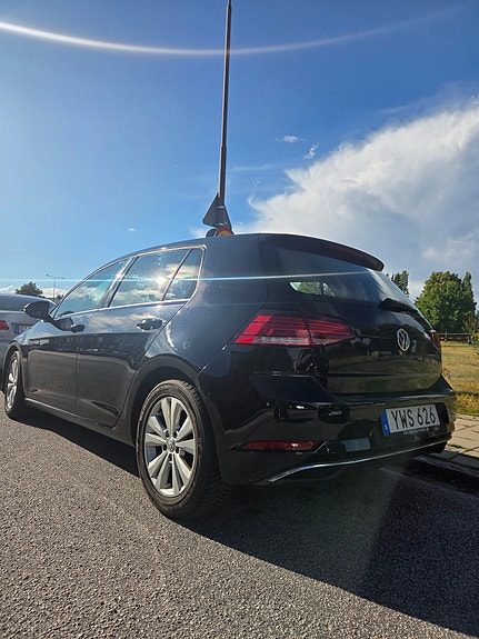 Volkswagen Golf VII 4 of 7