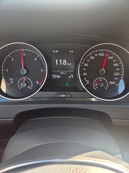 Volkswagen Golf VII 6 of 7