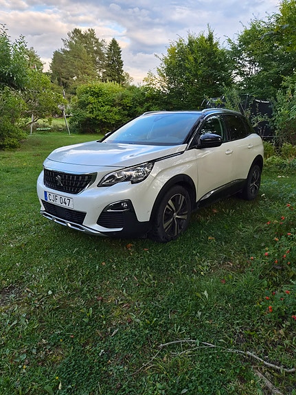 Peugeot 3008 4 of 9
