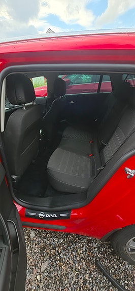 Opel Insignia 10 of 16
