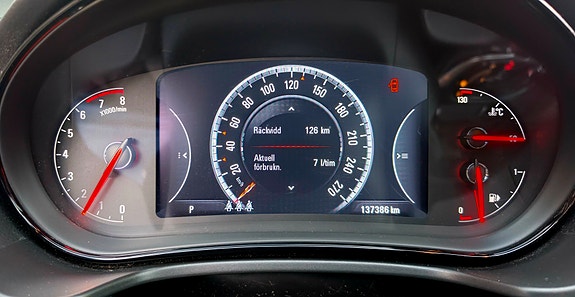 Opel Insignia 9 of 16