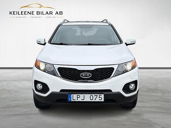 Kia Sorento 4 of 23