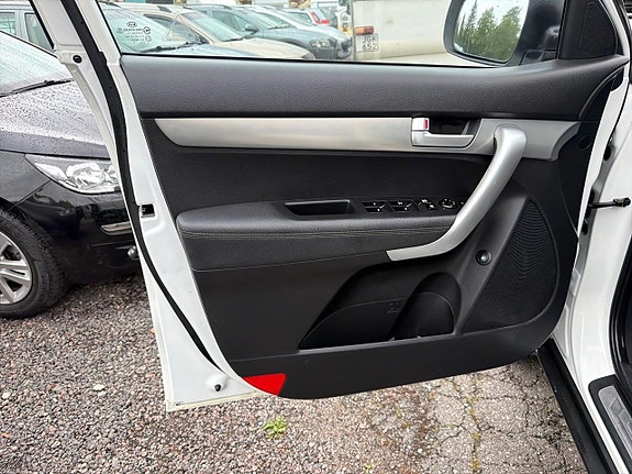 Kia Sorento 23 of 23