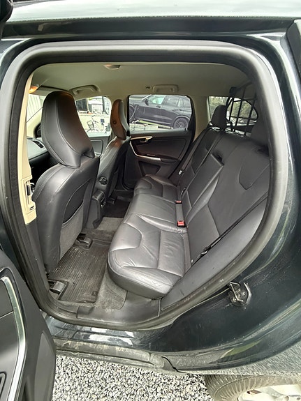 Volvo XC60 6 of 6