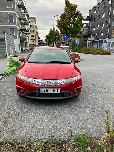 Honda Civic 2 of 12