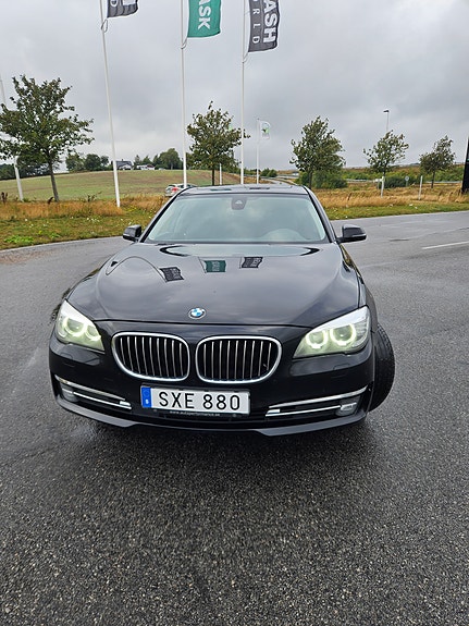 BMW 730d 7 of 19
