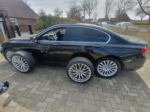 BMW 730d 19 of 19