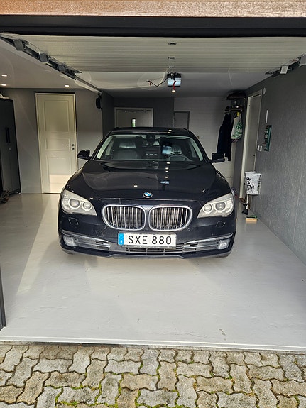 BMW 730d 18 of 19
