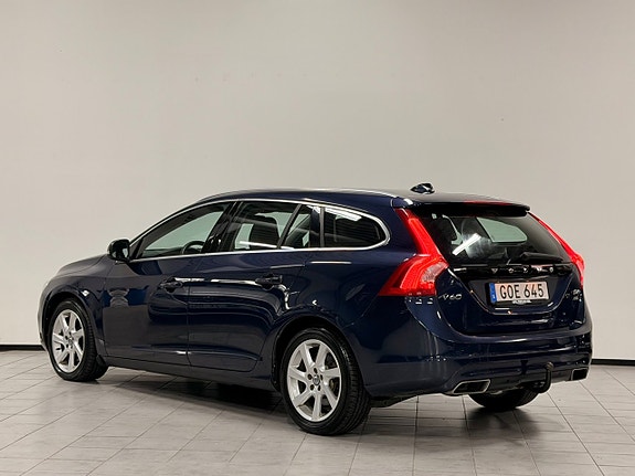 Volvo V60 5 of 30
