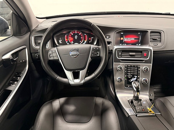Volvo V60 16 of 30